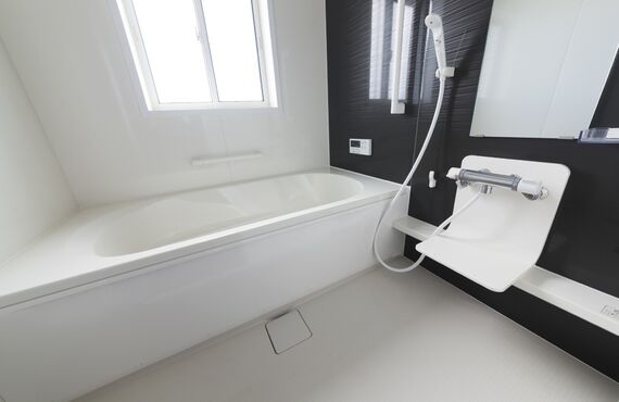 浴室の水垢やカビも綺麗にします | 東京でハウスクリーニングをお探しならbelle house clean